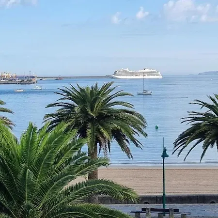 Precioso Atico Con Terrazas Frente A La Playa De Santa Cristina * Oleiros